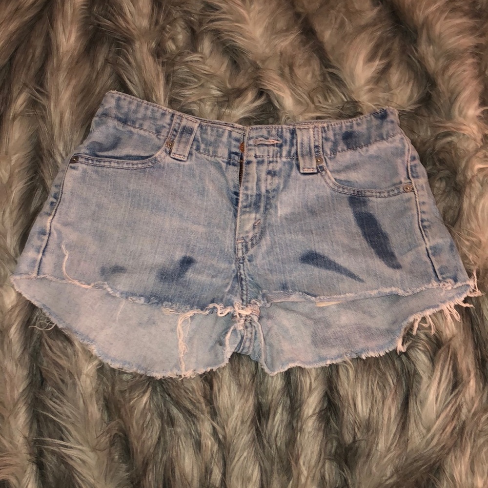 Levi jean shorts
